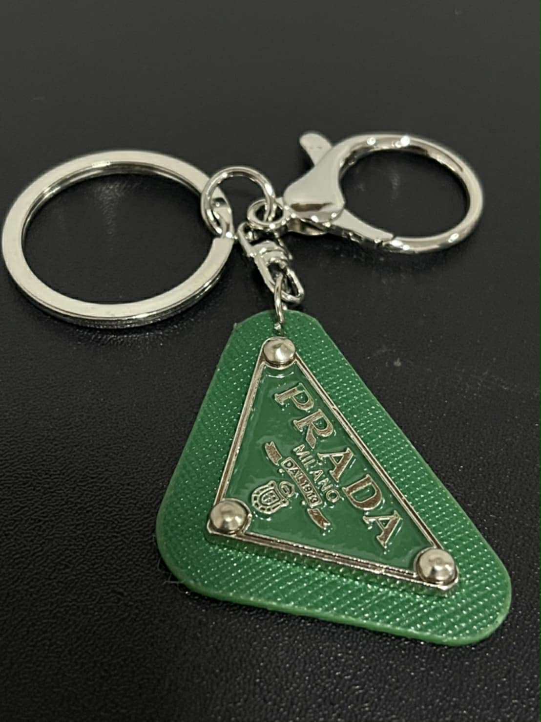 Fashion keychain P green