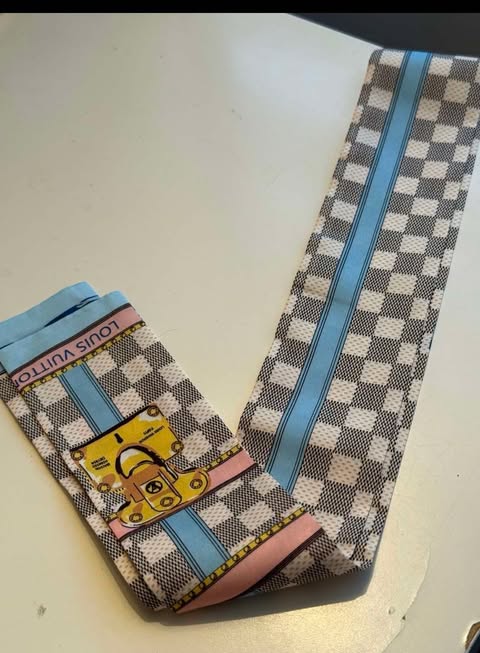 Purse scarf L checker
