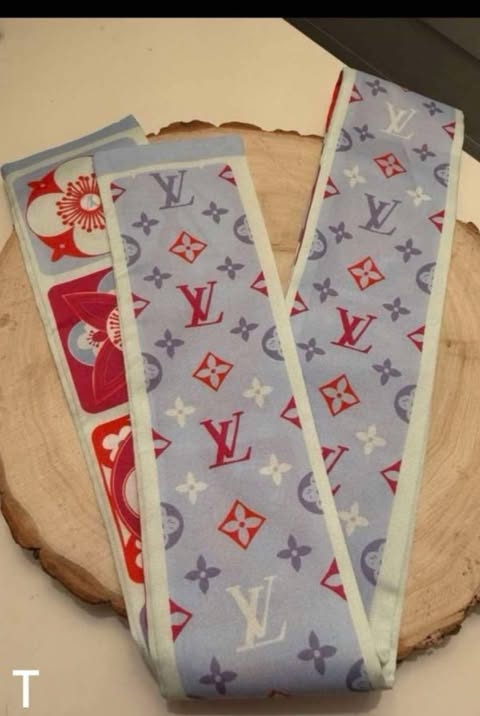 Purse scarf L purple square