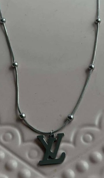 Necklace L balls silvers