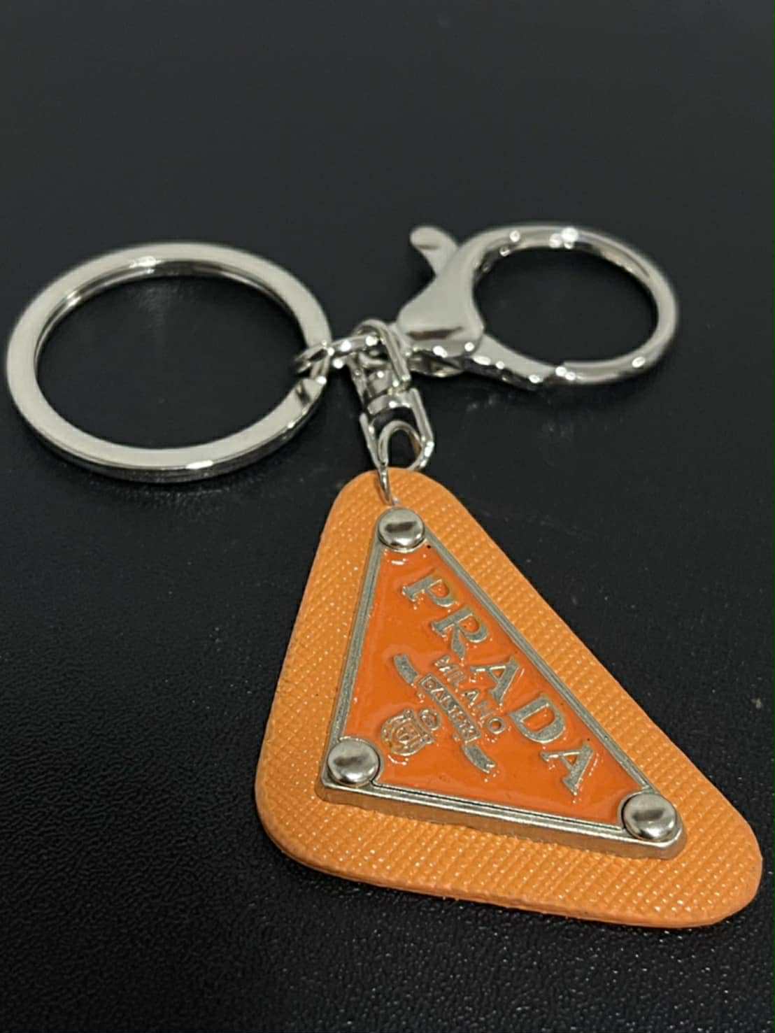Fashion keychain P orange