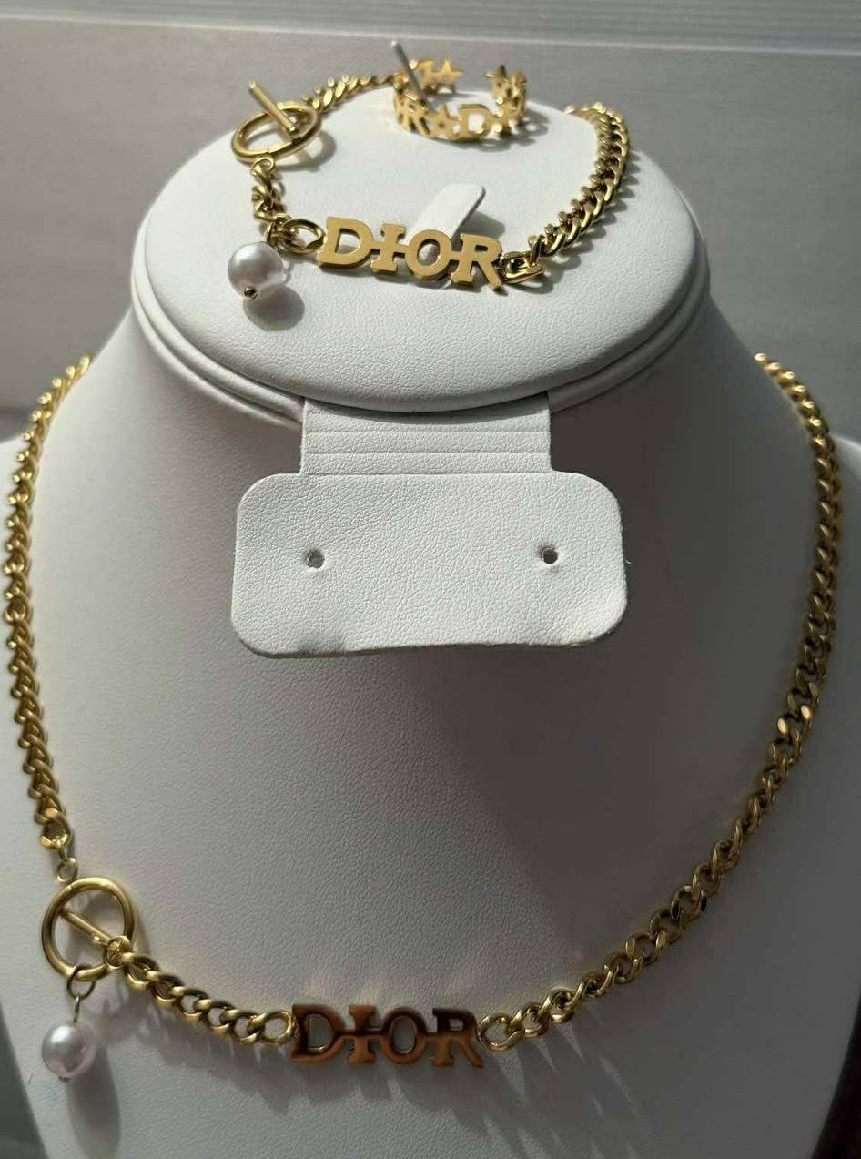 Necklace CD set gold