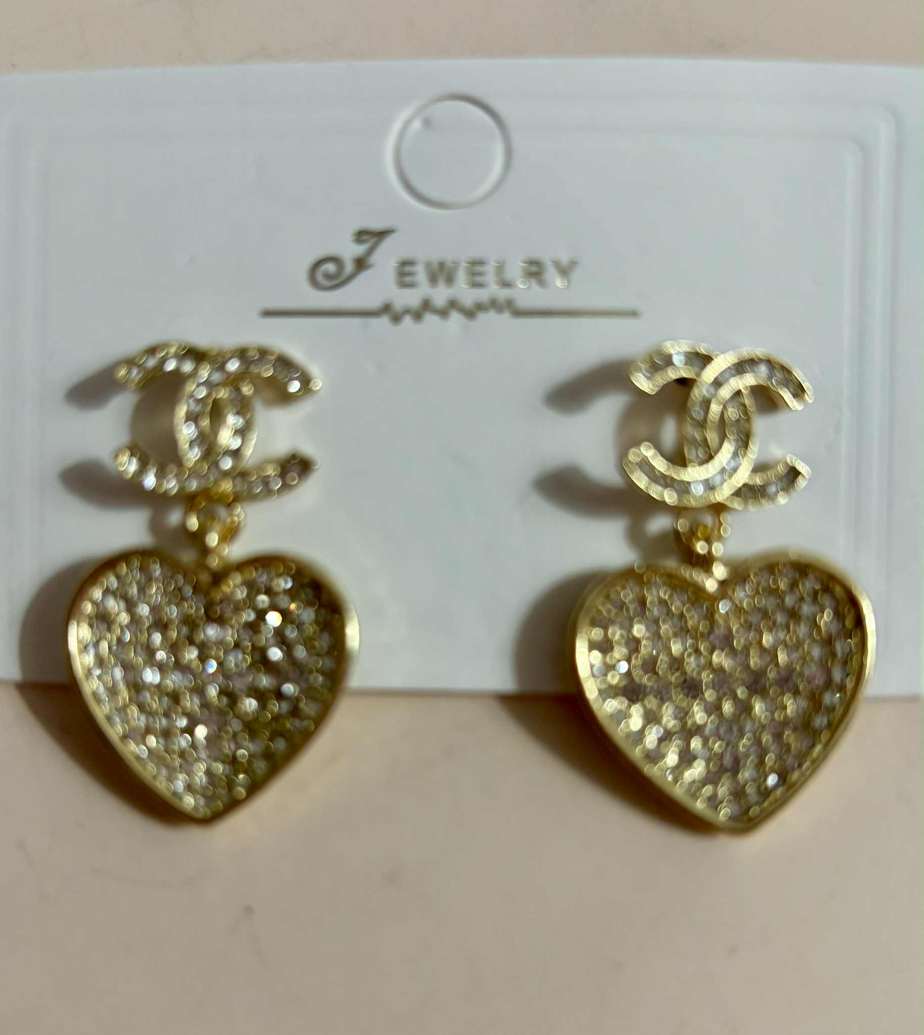 Earrings C hanging heart gold