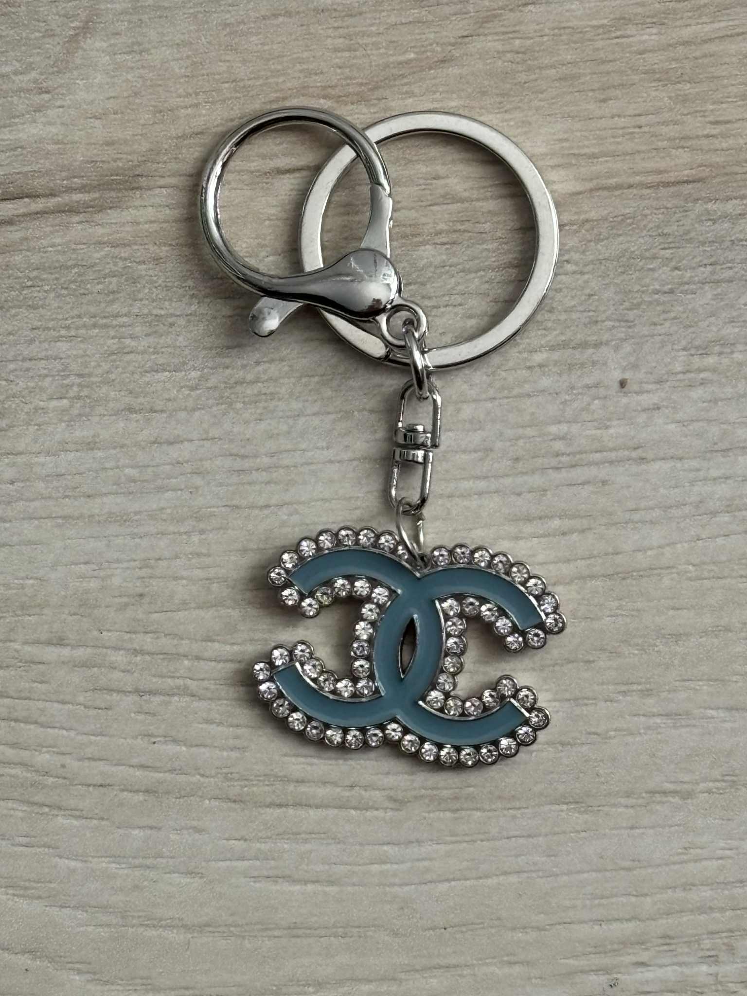 Keychain C metal teal