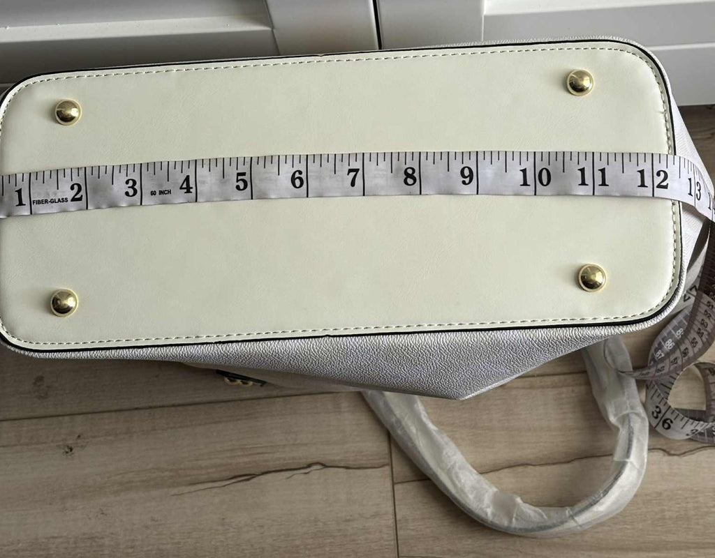 Purse C white tote