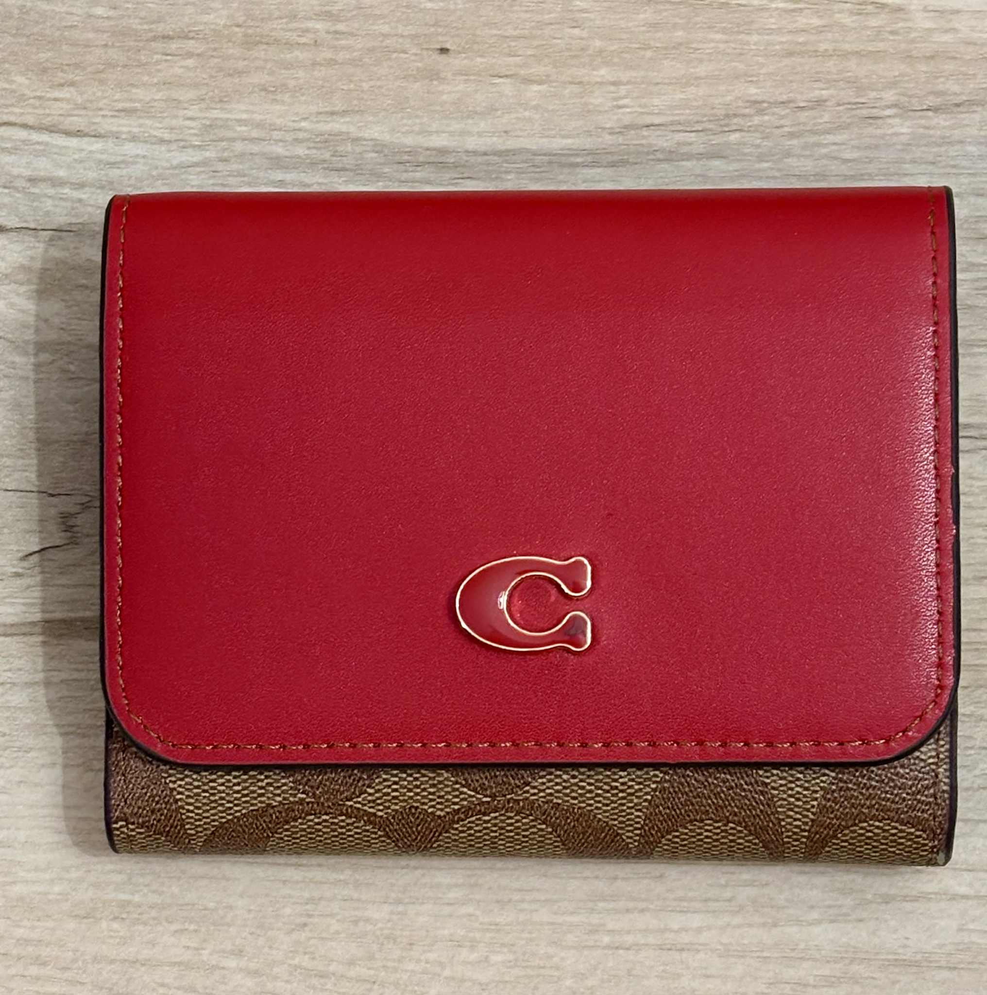 Wallet C red
