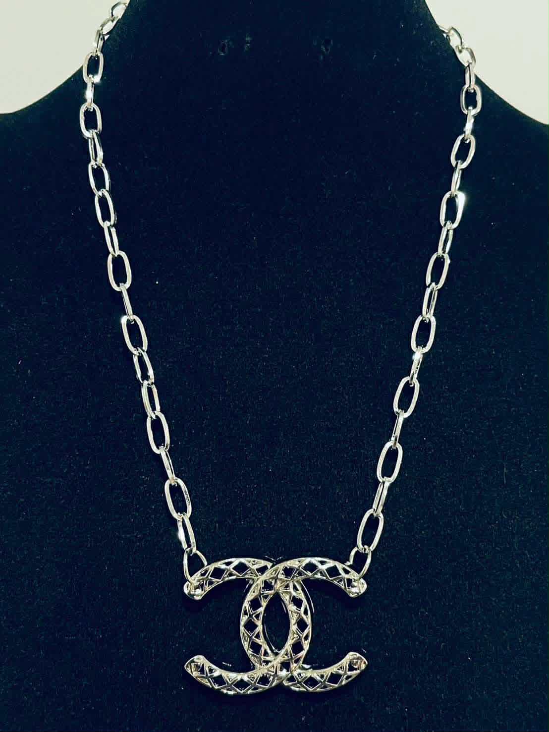 Necklace C chain silver