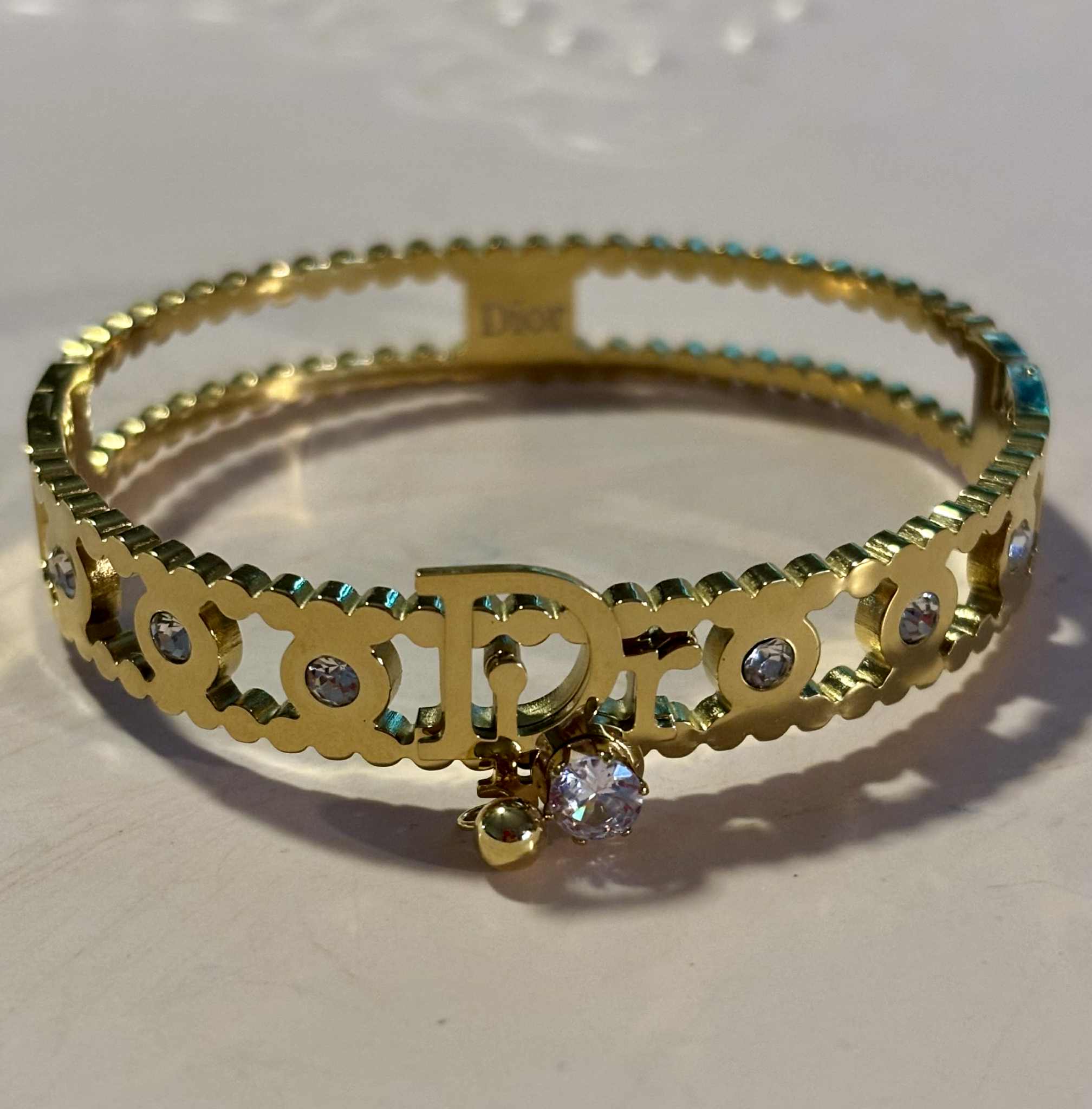 Bangle D gold