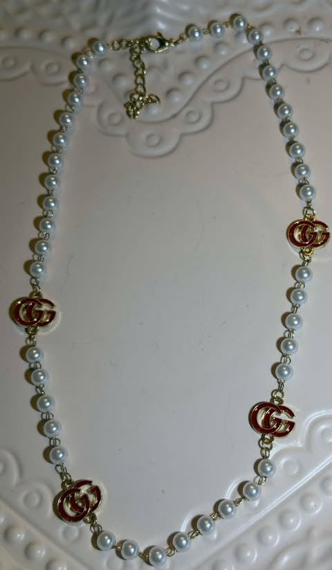 Pearl necklace G red
