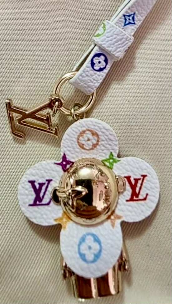 Purse charm hanging mini VVN white