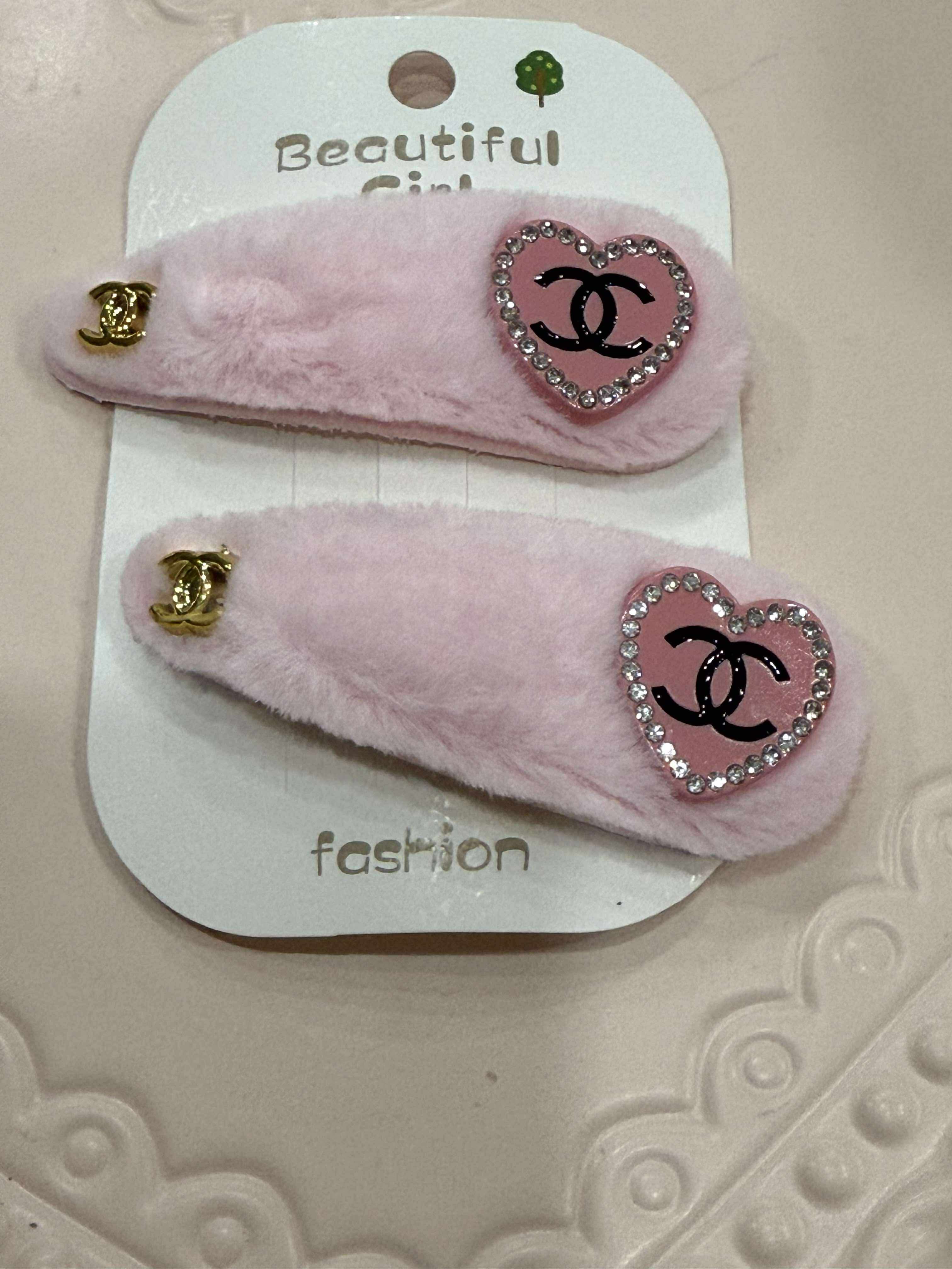 Hair clips fuzzy C pink w/pink heart
