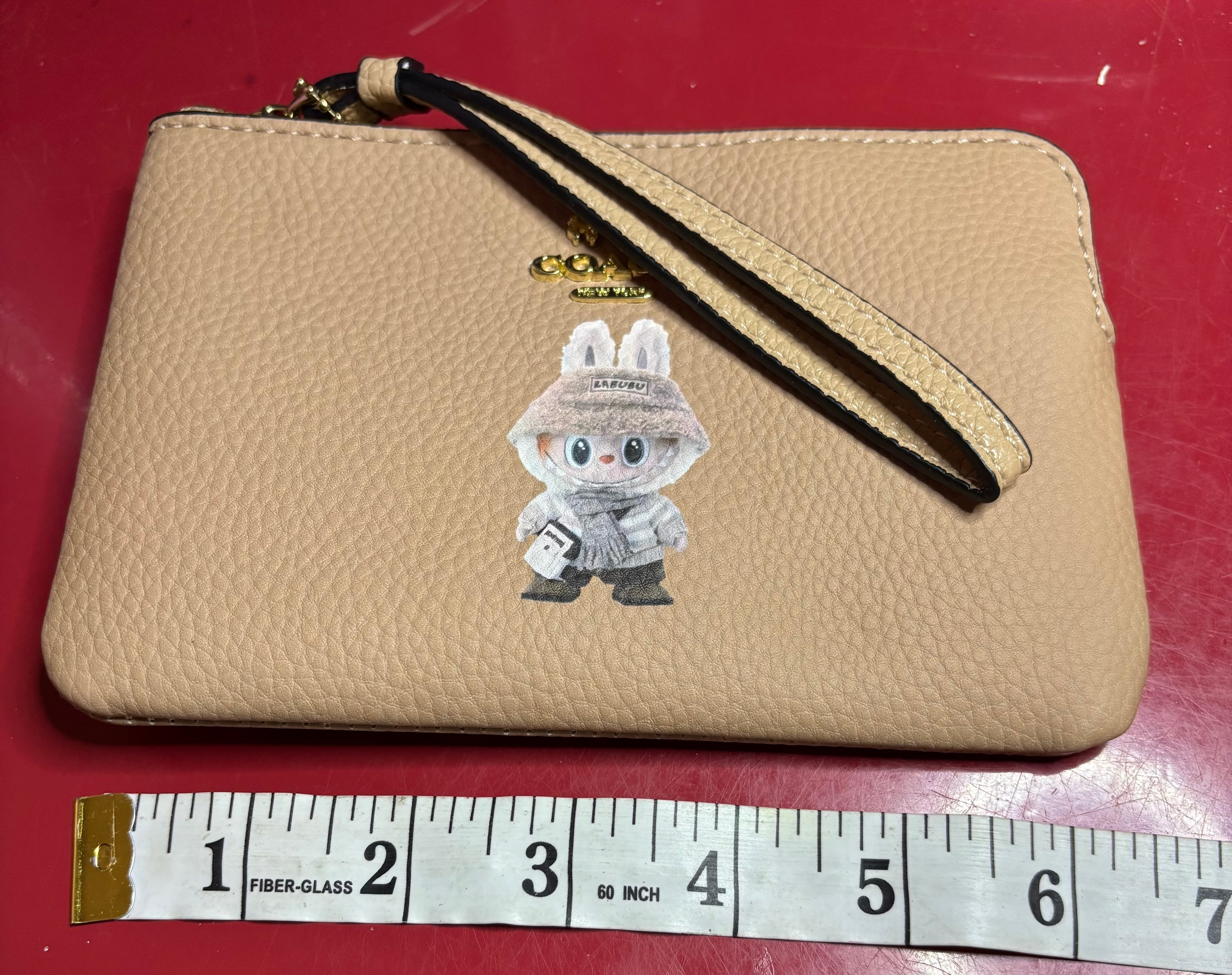 Wristlet C Labubu