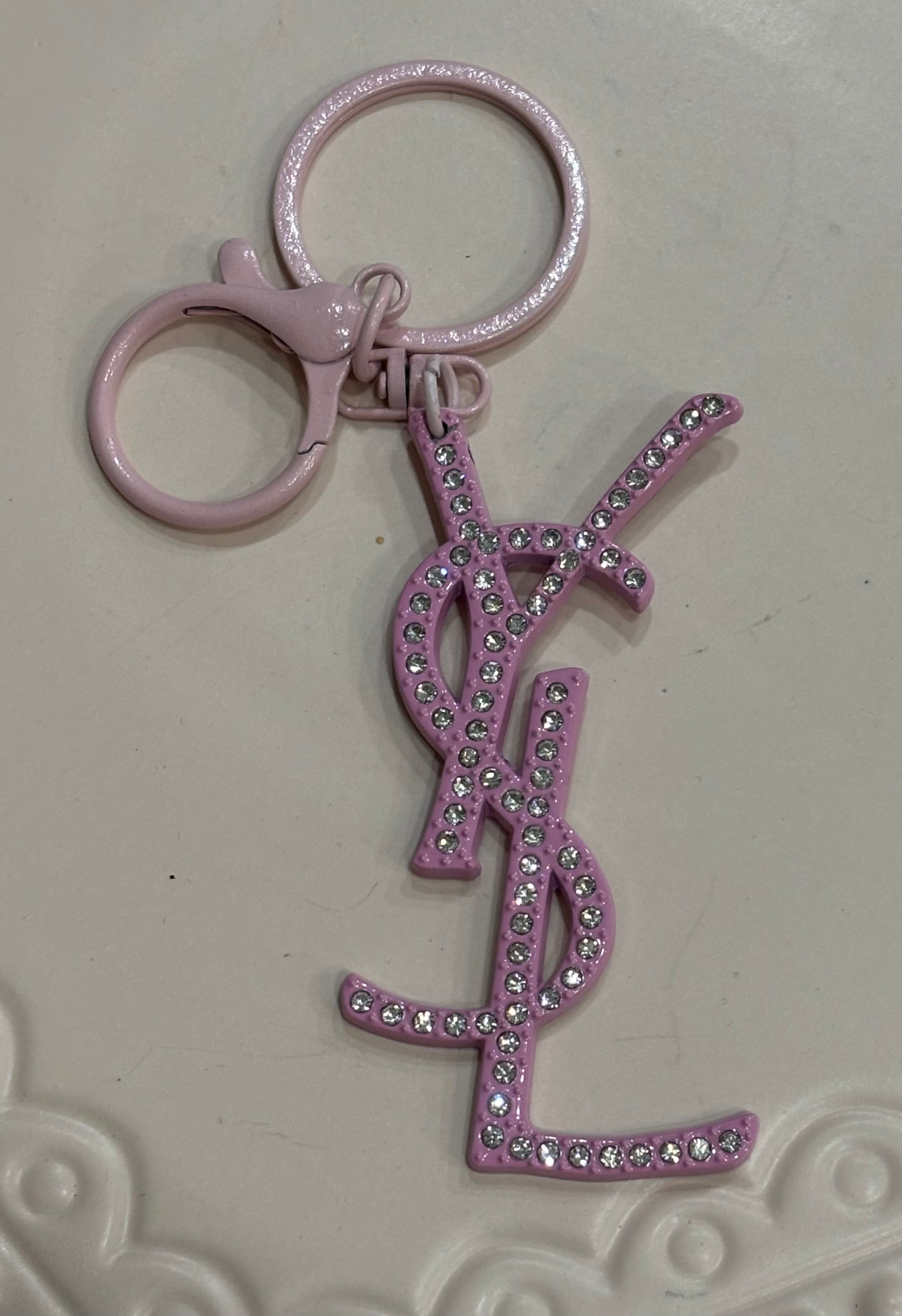 Keychain Y pink