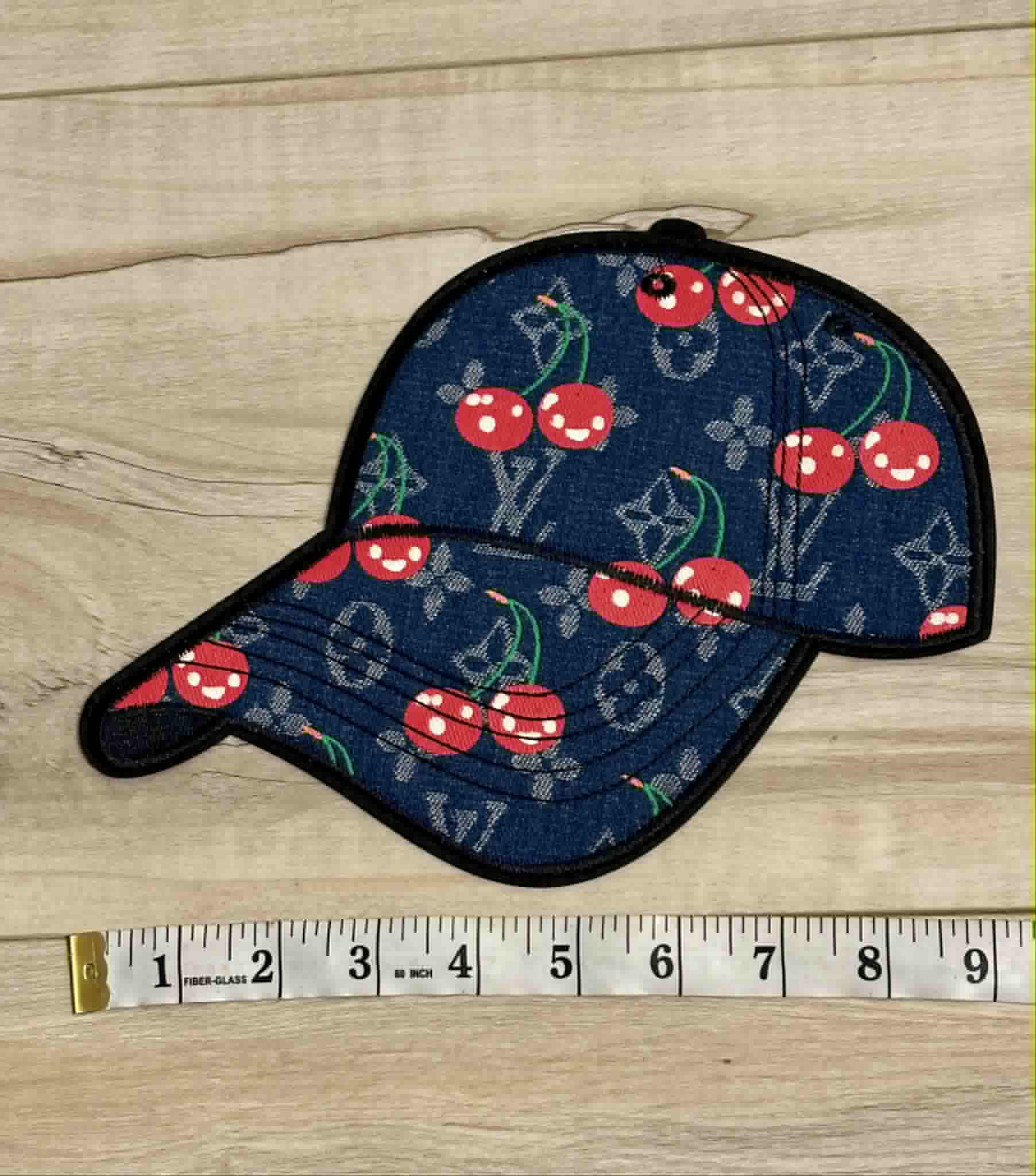 Patch L blue hat