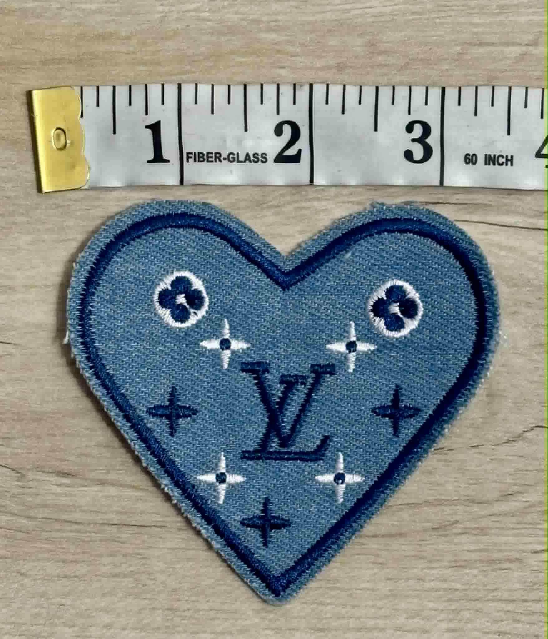 Patch L blue heart
