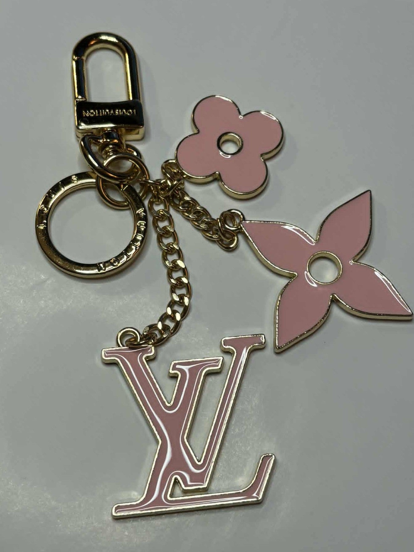 Keychain L pink