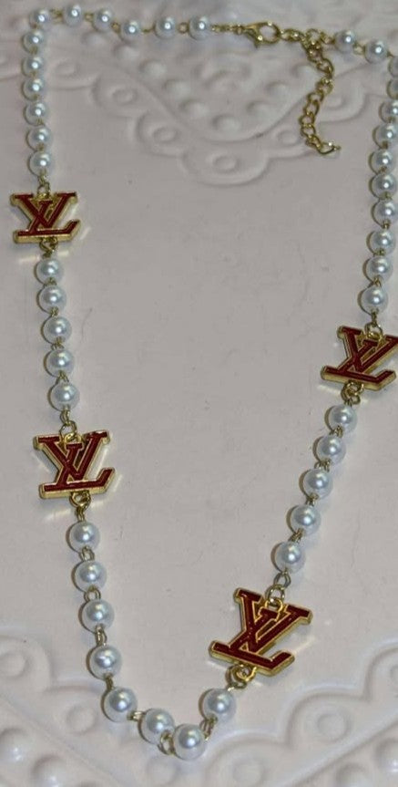 Pearl necklace L red