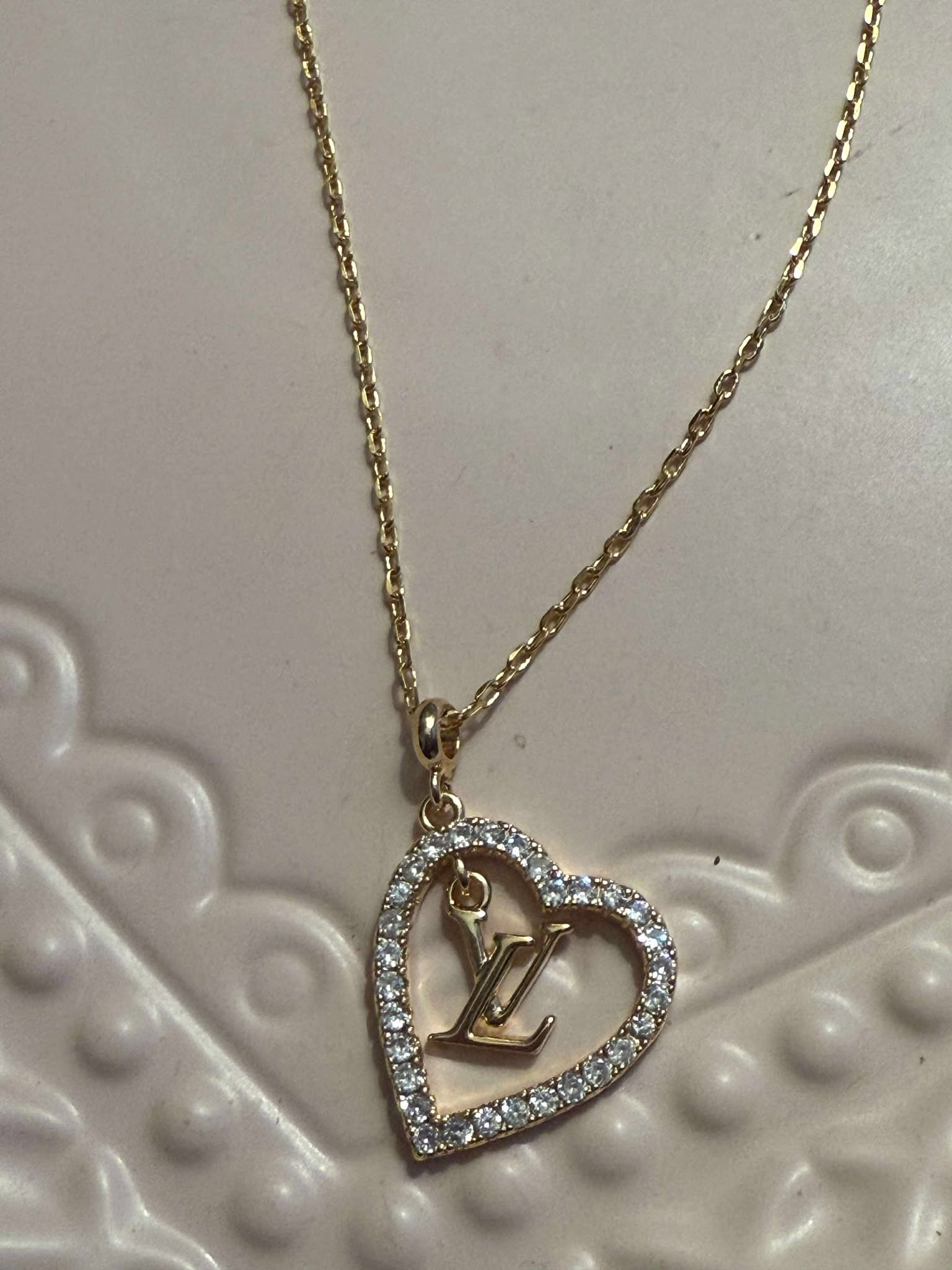 Necklace L heart gold