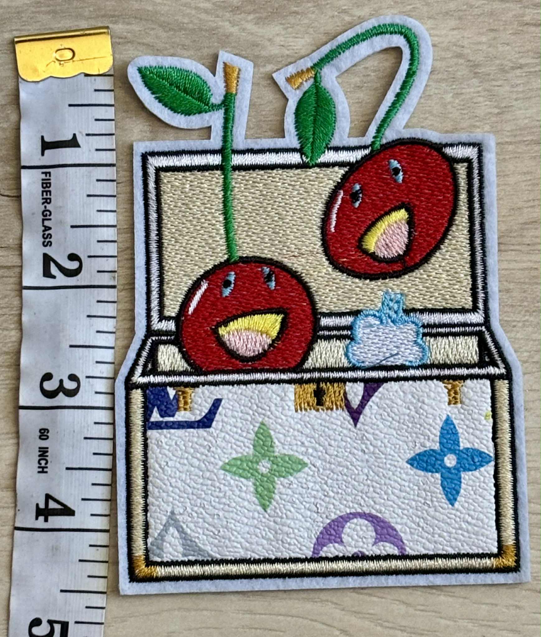 Patch L white box with cherries