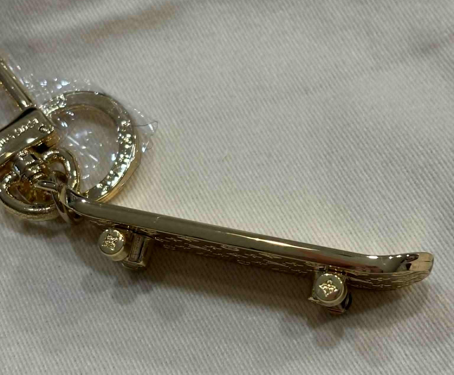 Keychain L skateboard