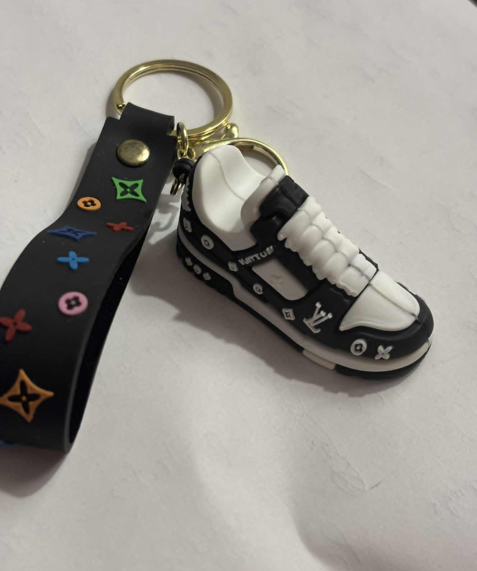 Keychain Nike shoe black