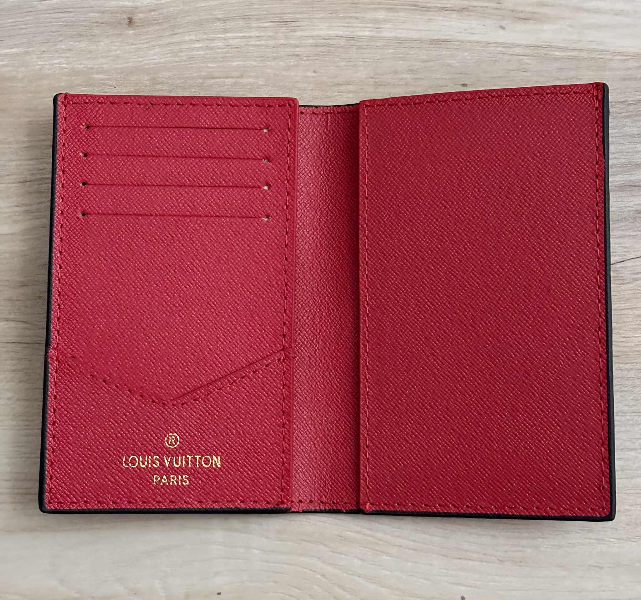 Passport holder L