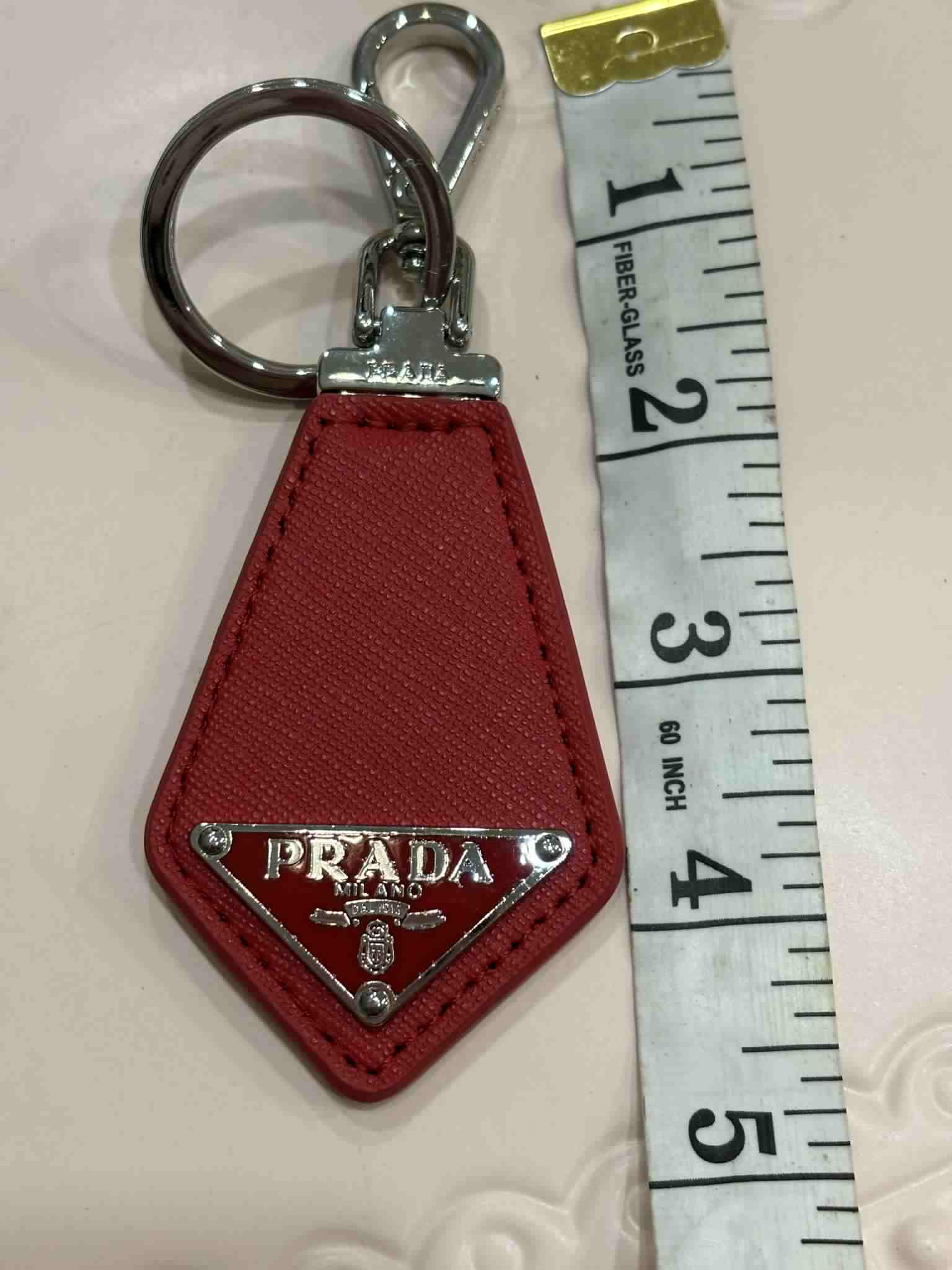 Keychain P red