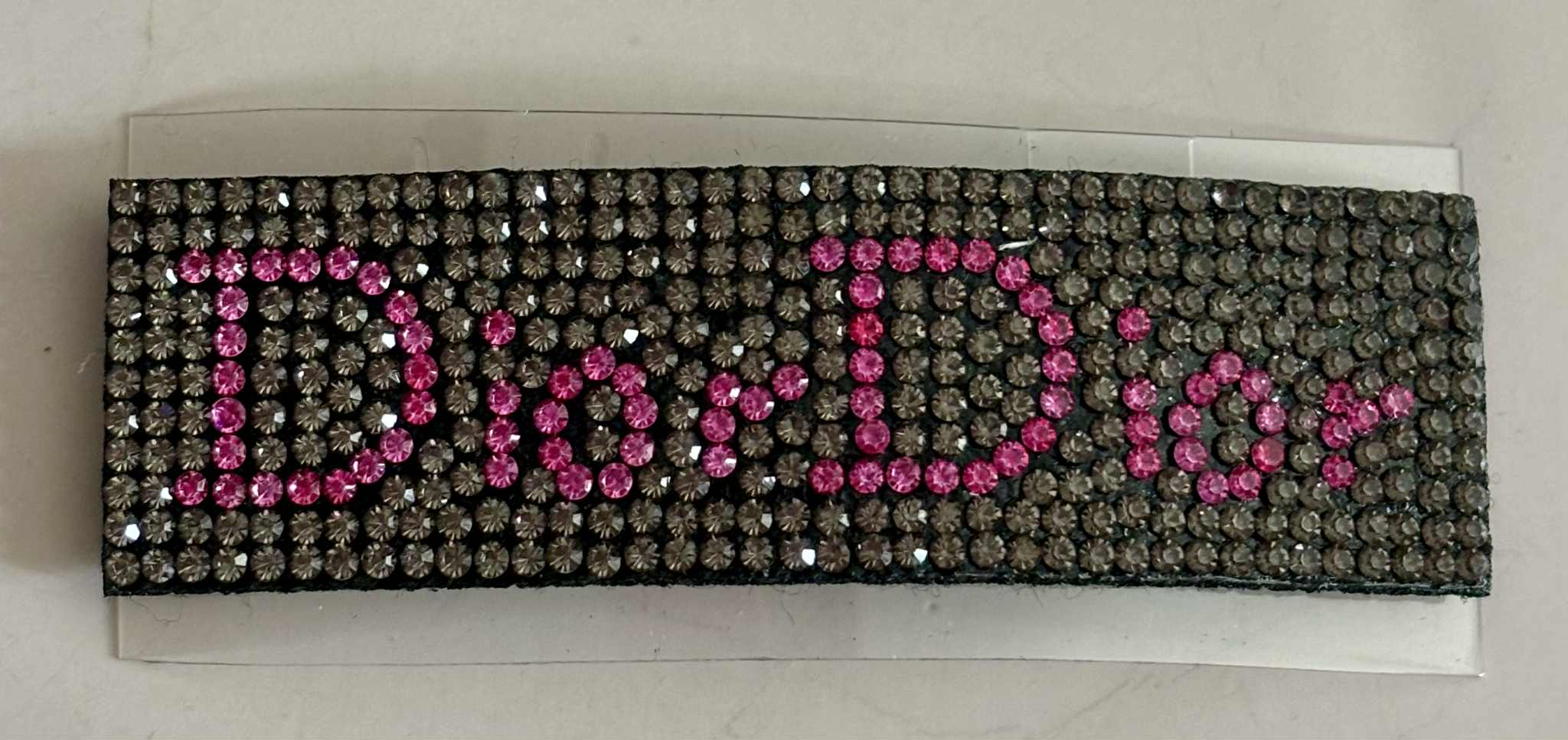 Hair clip D glitter square plum