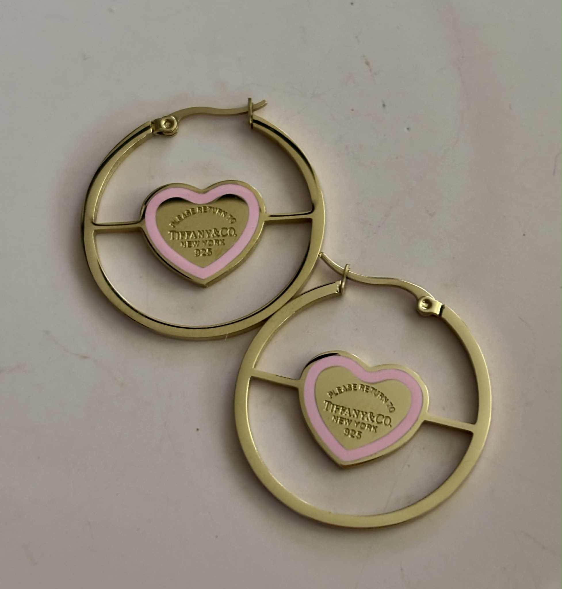 Earrings T round sm pink gold