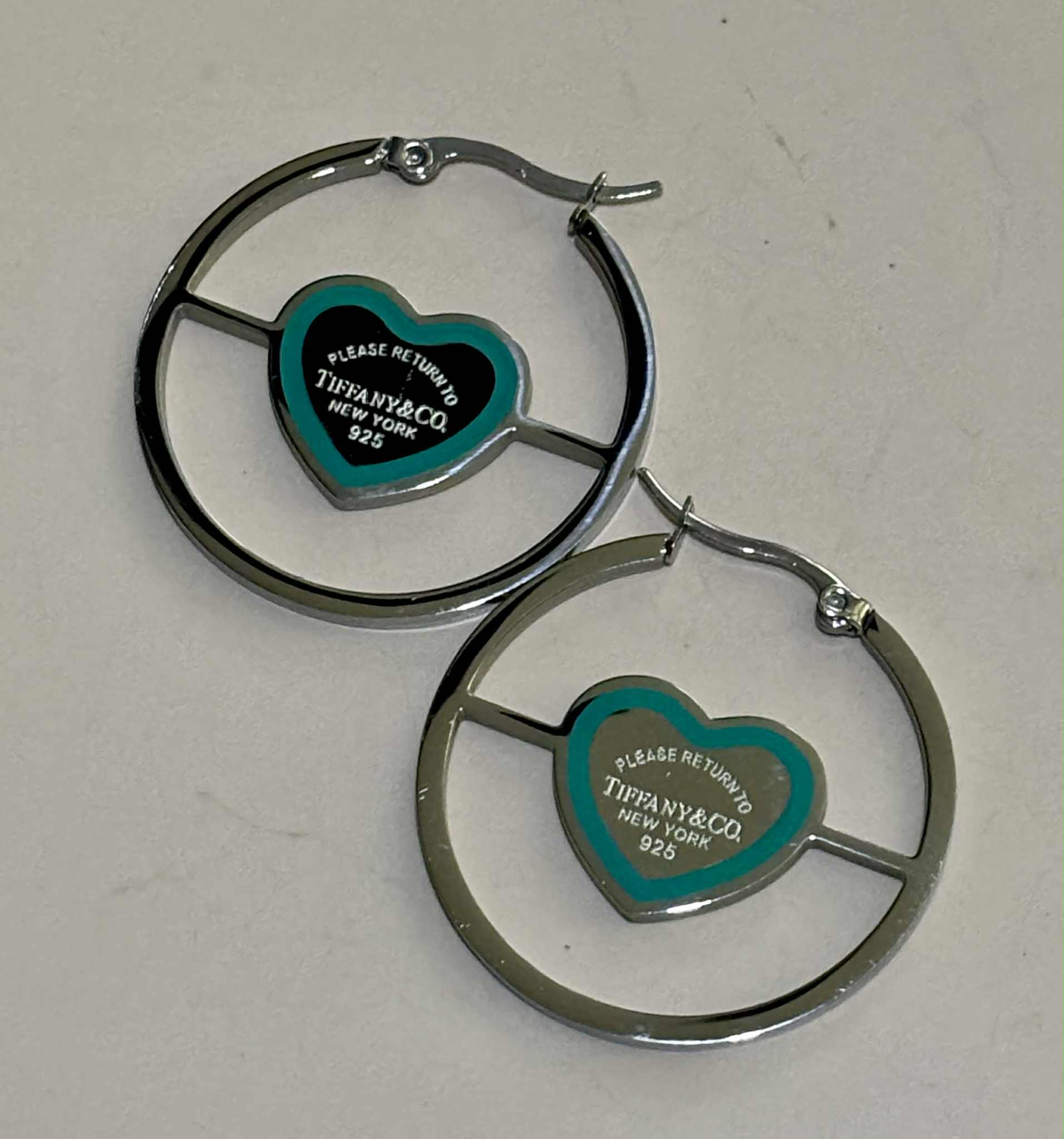 Earrings T round sm teal silver