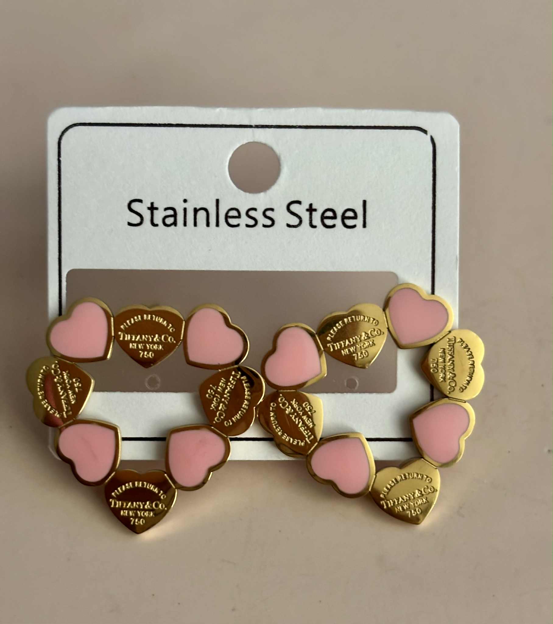 Earrings T wreath pink gold