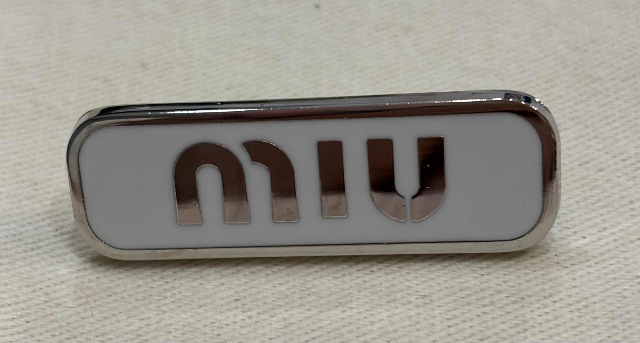 Hair clip stainless m white