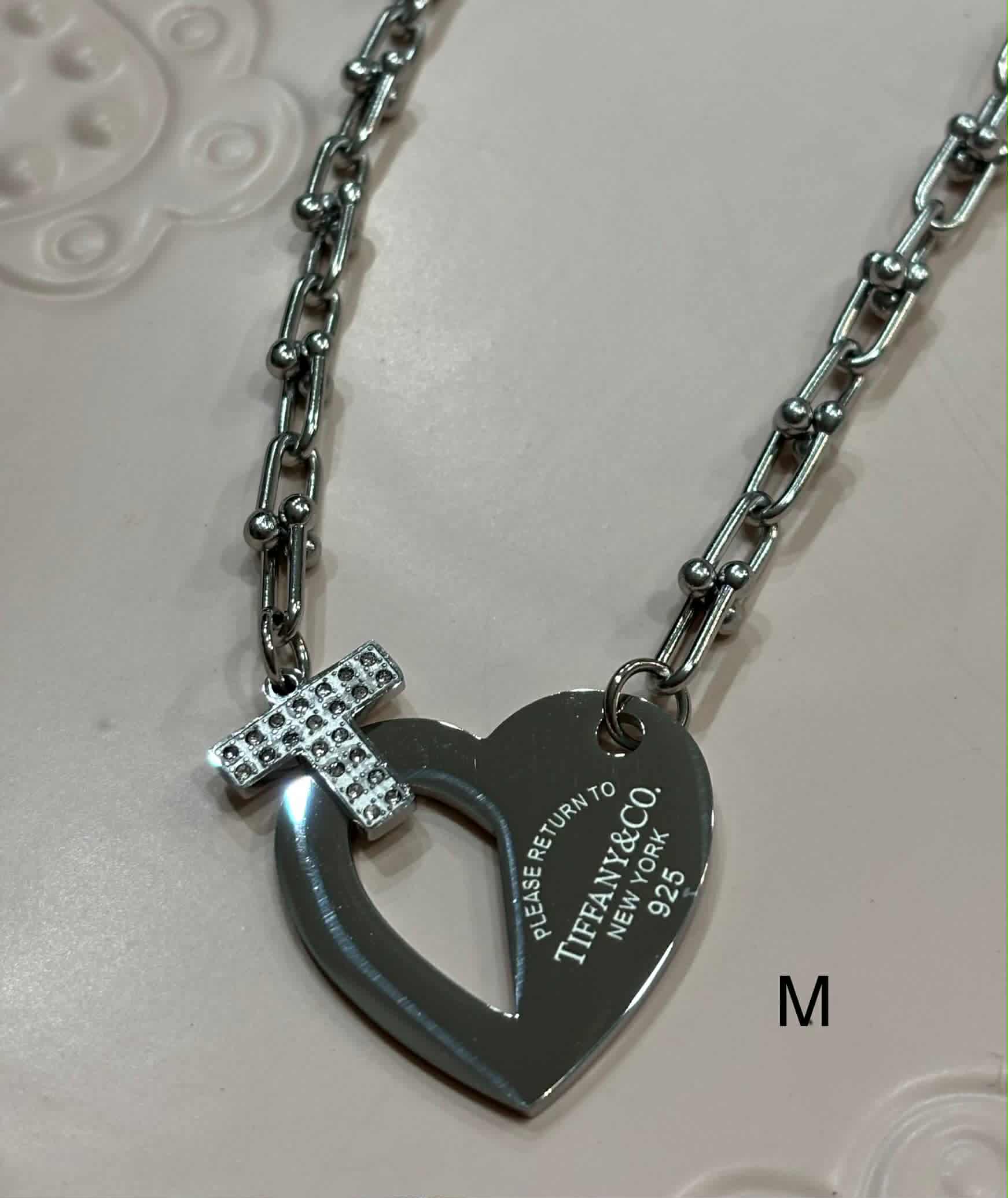 Necklace T silver heart
